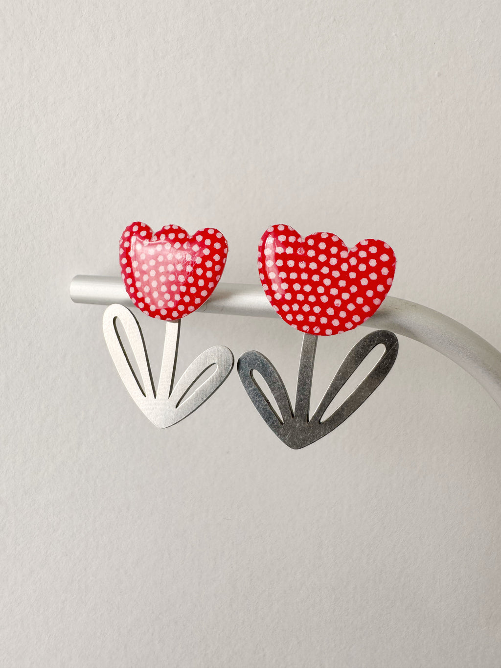 Boucles modulables LOUISE, rouge, blanc, argenté, motif pois