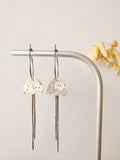 Boucles pendantes MIKI, blanc, noir, argenté, motif fleurs