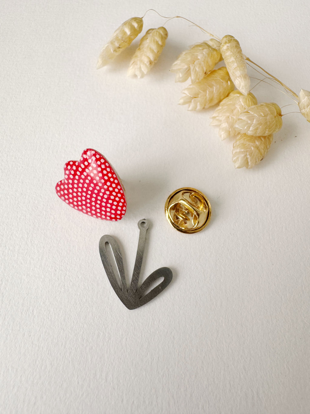 Broche modulable LOUISE, rouge, blanc, argenté, motif pois